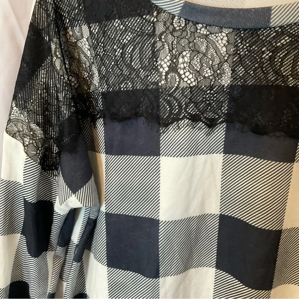 Women’s Long Sleeve White Buffalo Plaid Shirt w/Black Lace Detail Plus Size 2XL - Picture 7 of 16